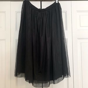 Banana Republic Factory - Black Tulle Skirt (M)